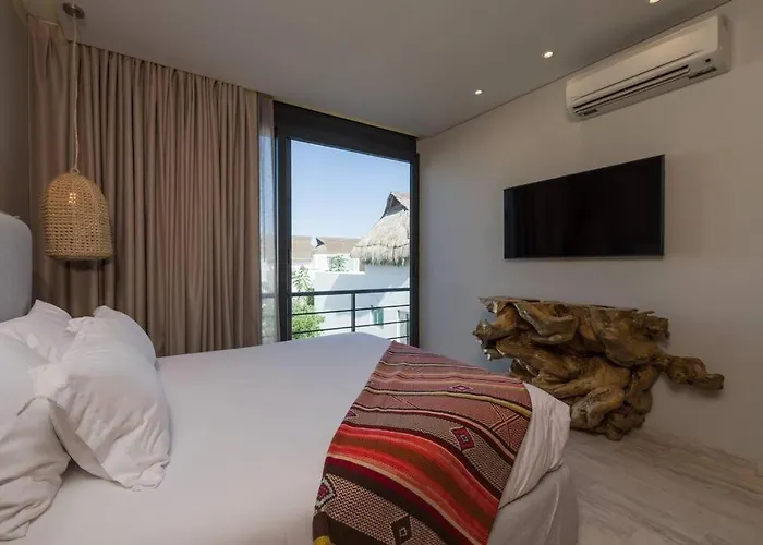 Beyond Amazing 3bd 2br/ Balcony Tulum
