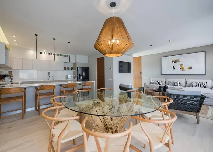 Beyond Amazing 3bd 2br/ Balcony Tulum